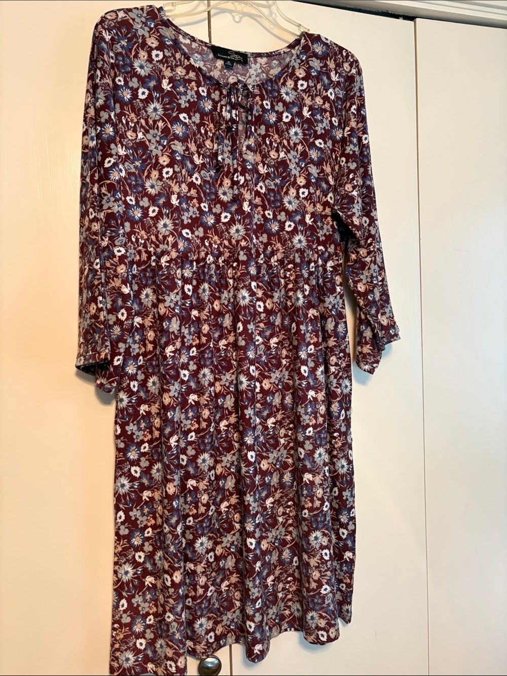 Women's Burgundy Floral Tie-Neck Dress